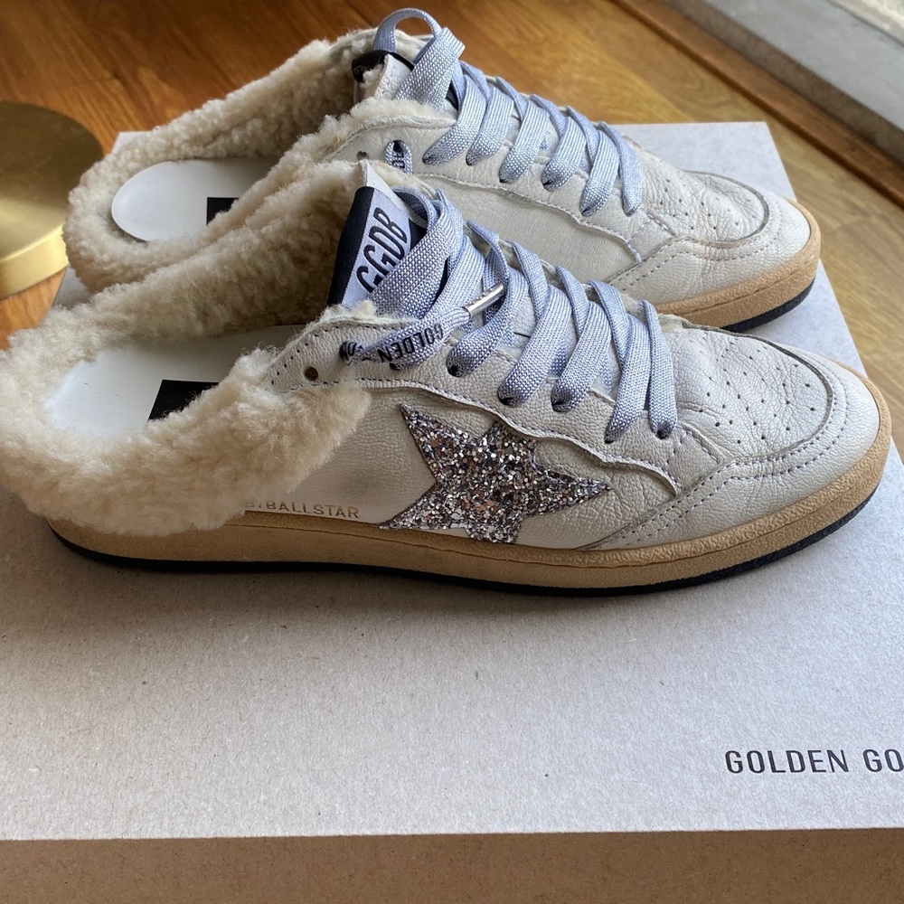 Golden Goose sabot slip on
Size 37 - Picture 3 of 8
